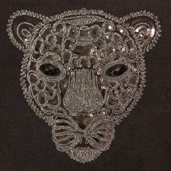 special design sweater - Picture 1 of 6